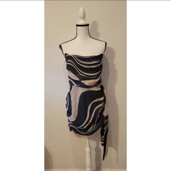 Black and Tan Chiffon Mini Dress - Picture 2 of 4